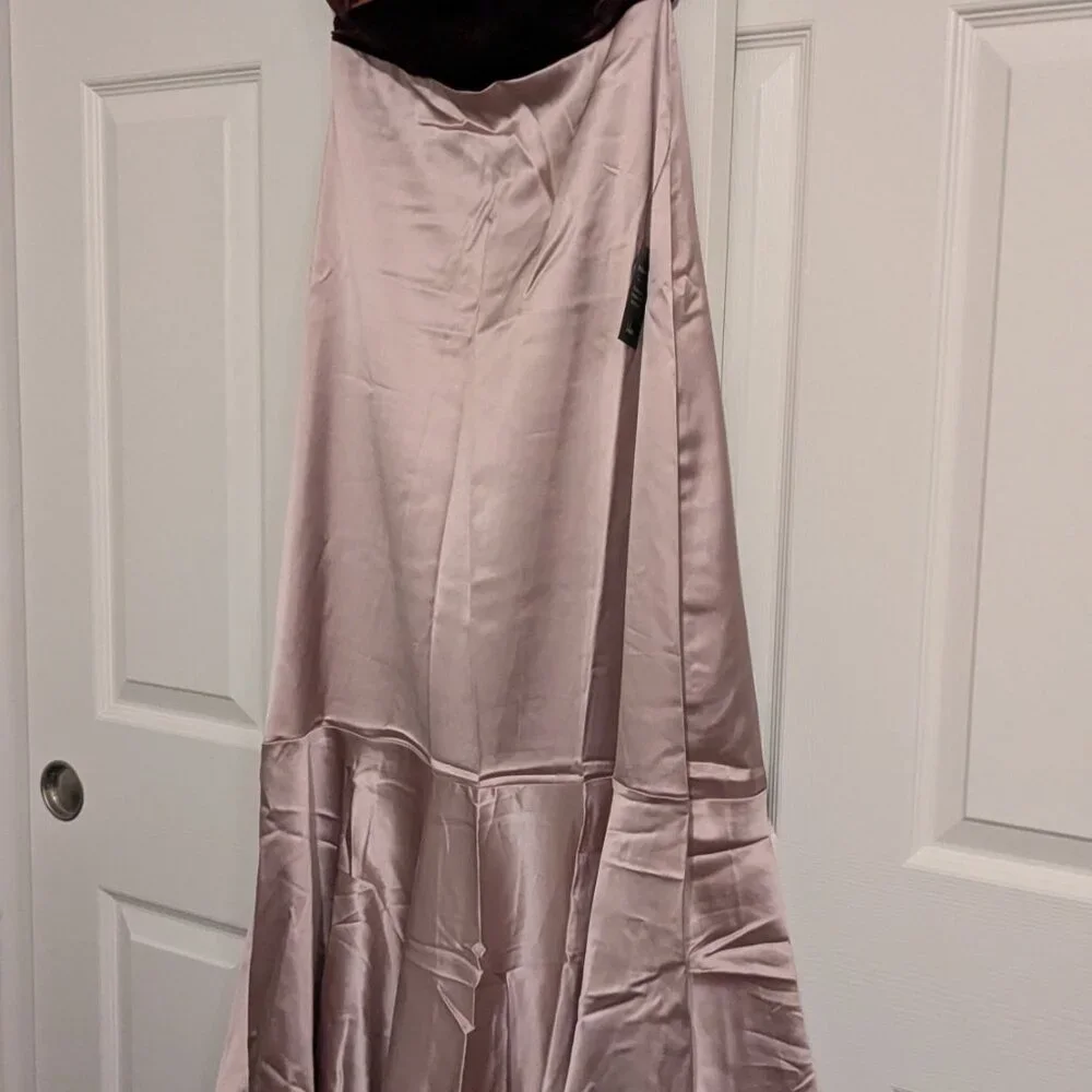 Mauve Pink Mixed Media Halter Maxi Dress - Picture 3 of 4